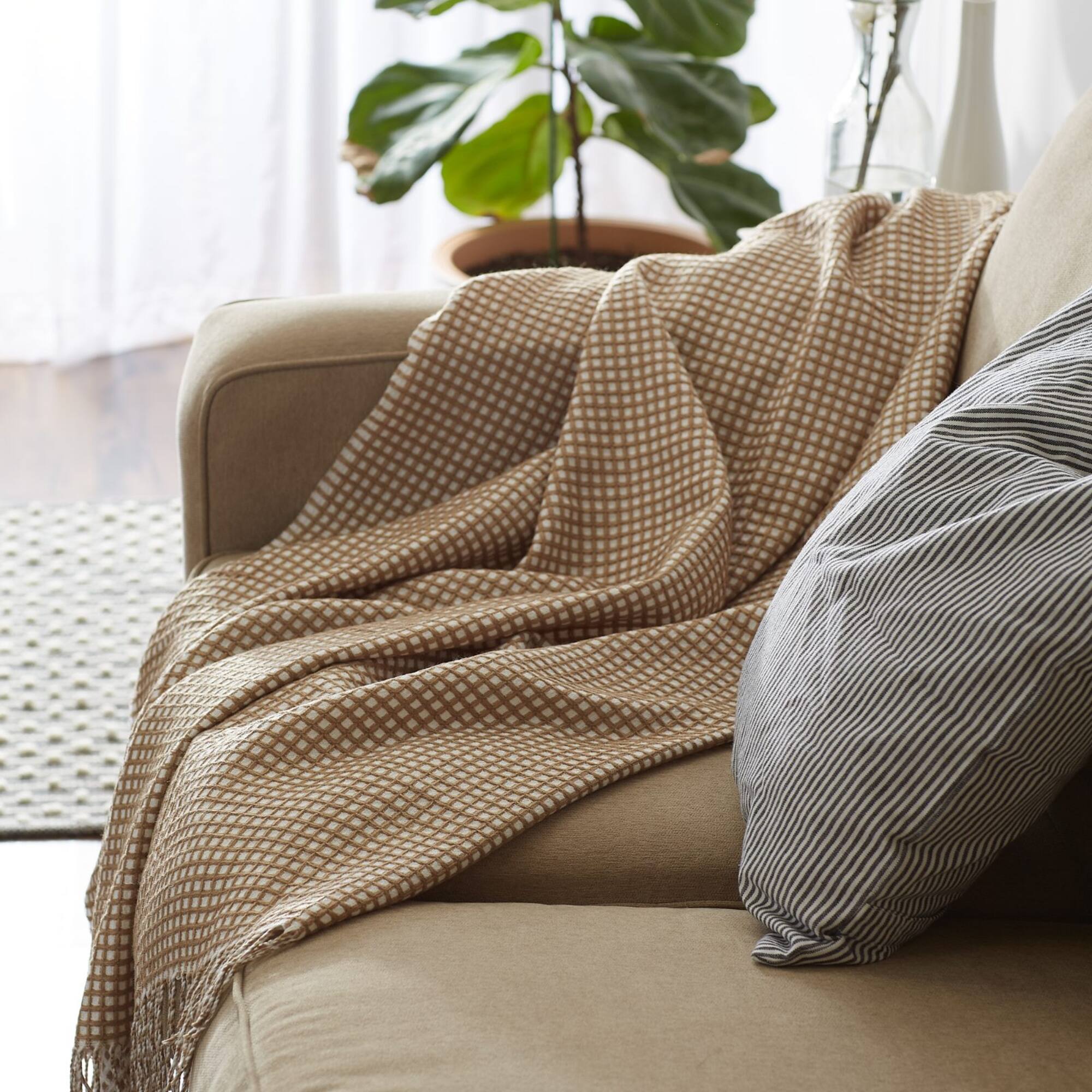 DII® Stone & White Waffle Knit Throw